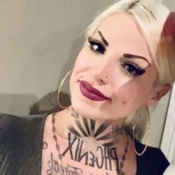 Meet your Posher, Mary - Picture 1 of 1